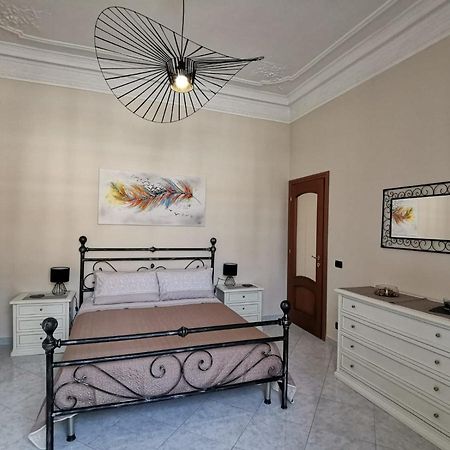 Casa In Centro Lägenhet Ventimiglia Exteriör bild
